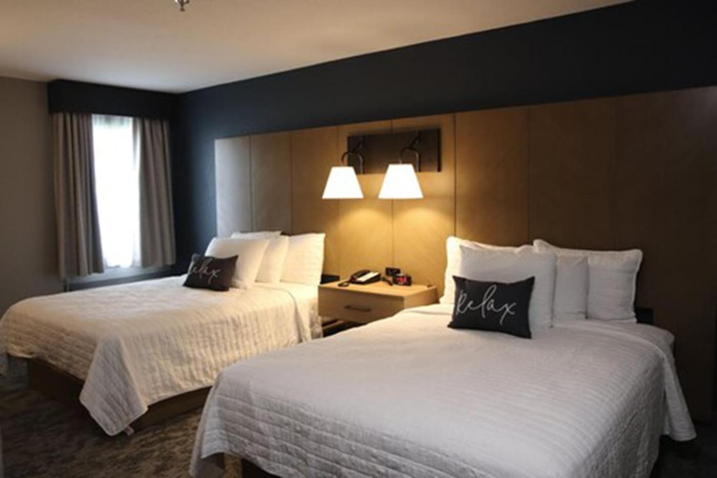Queen Room Two Queen Beds Non-Smoking