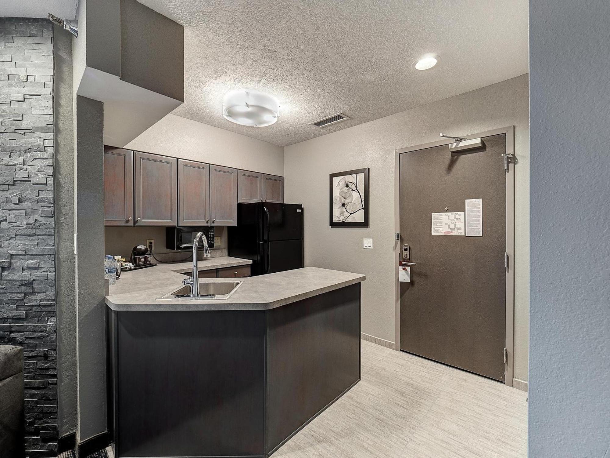 Junior Presidential Suite